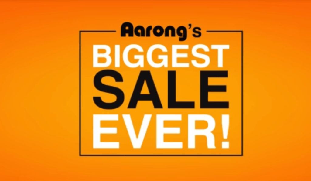 Discounts are going on in Aarong